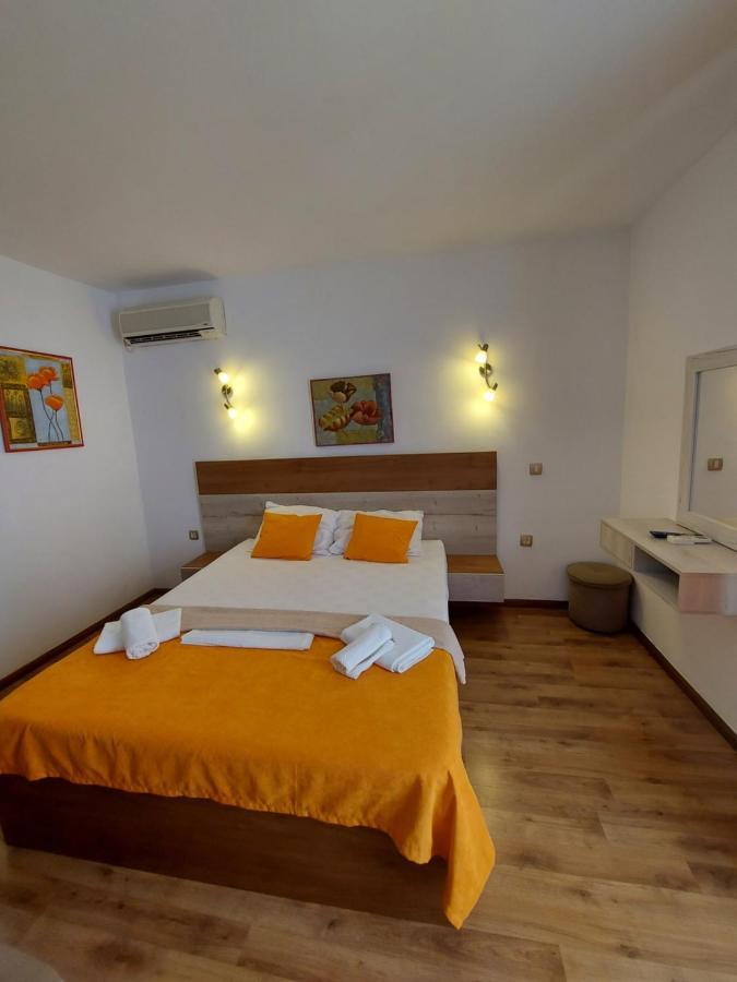 Vila Maka Appartement Budva Buitenkant foto