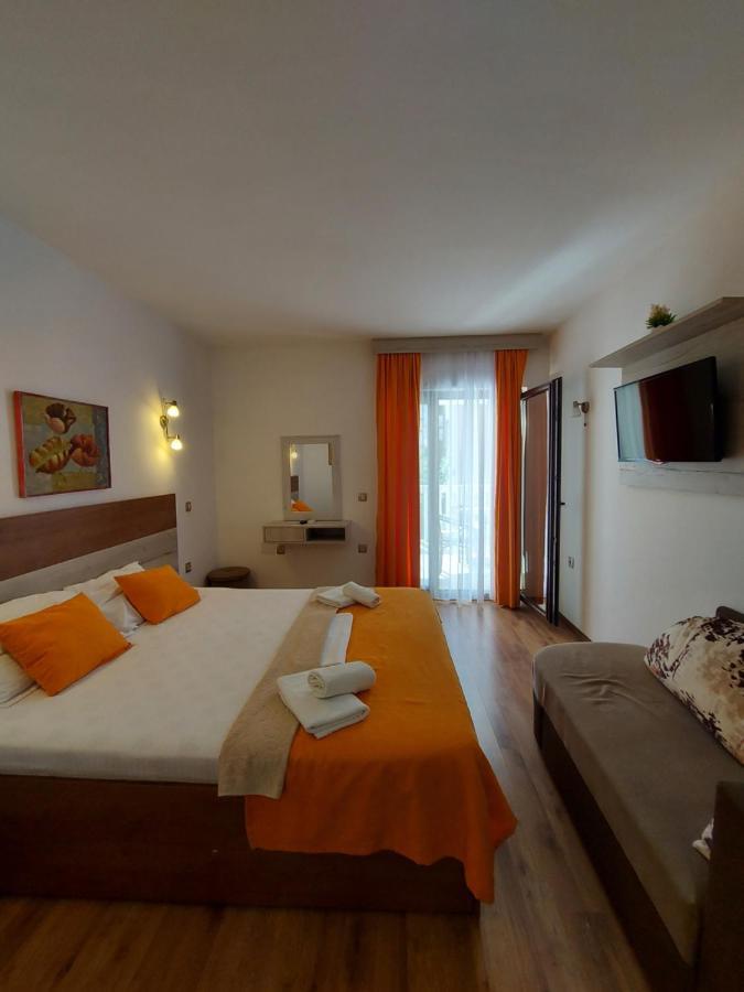 Vila Maka Appartement Budva Buitenkant foto