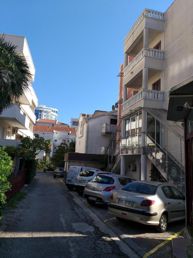 Vila Maka Appartement Budva Buitenkant foto
